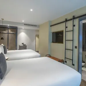 hotel-indigo-london-aldgate.brighton-hotels-england.com/