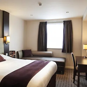 premier-inn-chester-central-ch2-1au.hotelsin-chester.com/